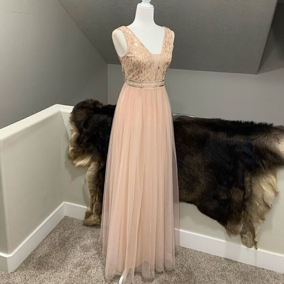 Elegant Sequined Floral Lace Double V-Neck Party Dress - Picture 7 of 14